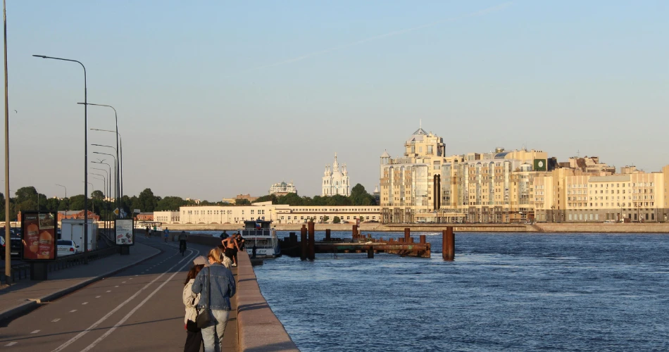 Evening Activities in Sharq, Kuwait: Cafes, Views, and Relaxation