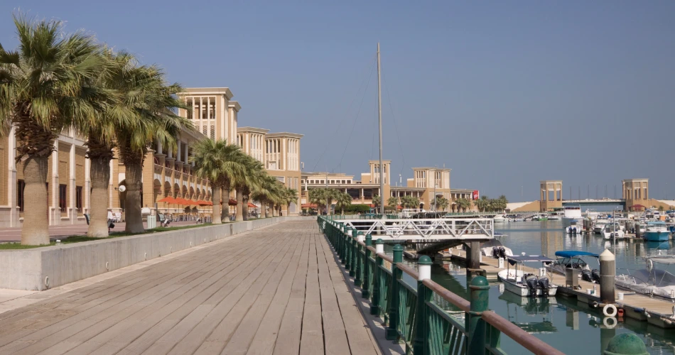 Evening Activities in Sharq, Kuwait: Cafes, Views, and Relaxation