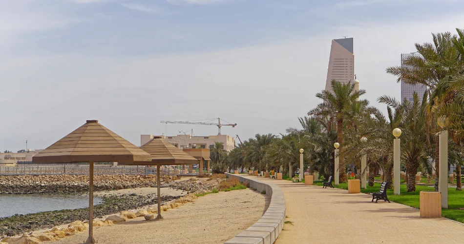 A Walking Tour of Sharq: From Markets to Modern Towers
